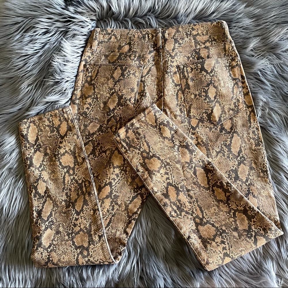 FRAME le high skinny crop coated python jeans - Picture 6 of 7